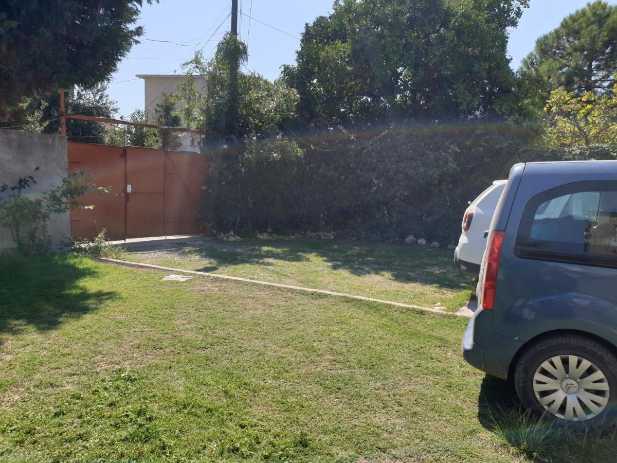 Barlin Guesthouse Grill&Camping Shkodër Buitenkant foto