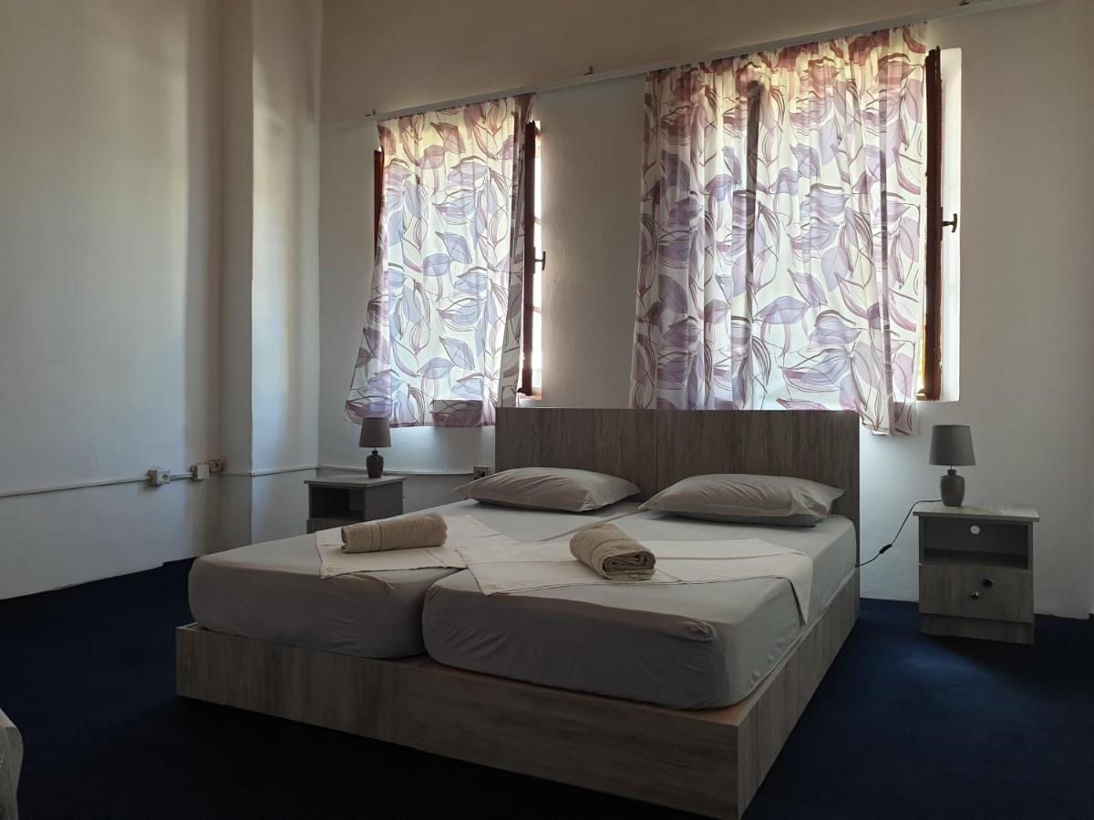 Barlin Guesthouse Grill&Camping Shkodër Buitenkant foto