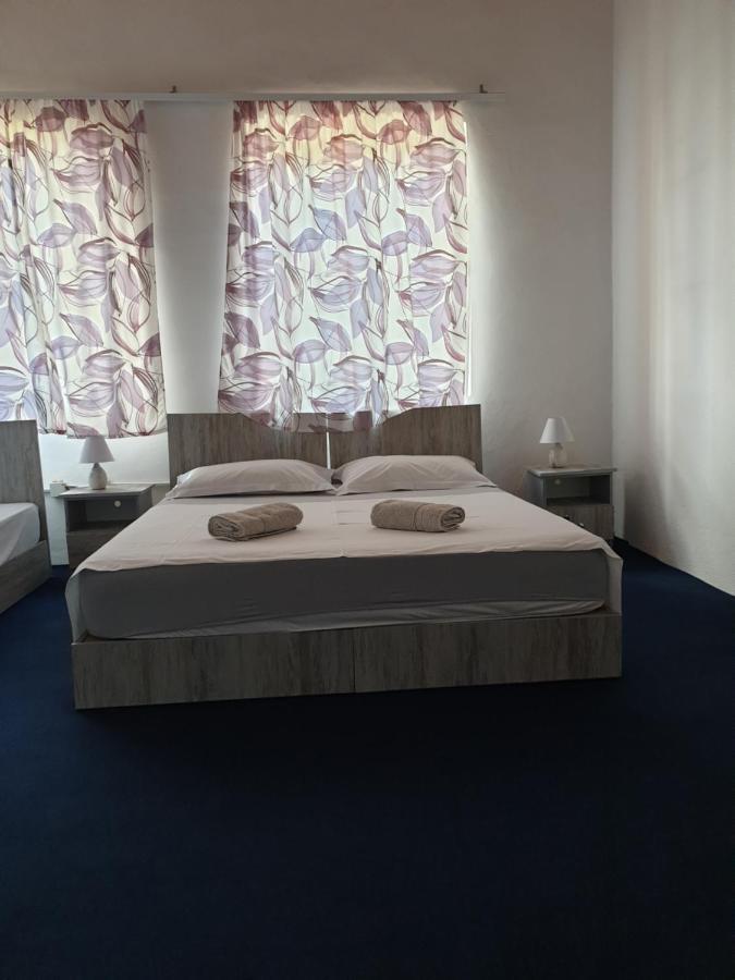 Barlin Guesthouse Grill&Camping Shkodër Buitenkant foto