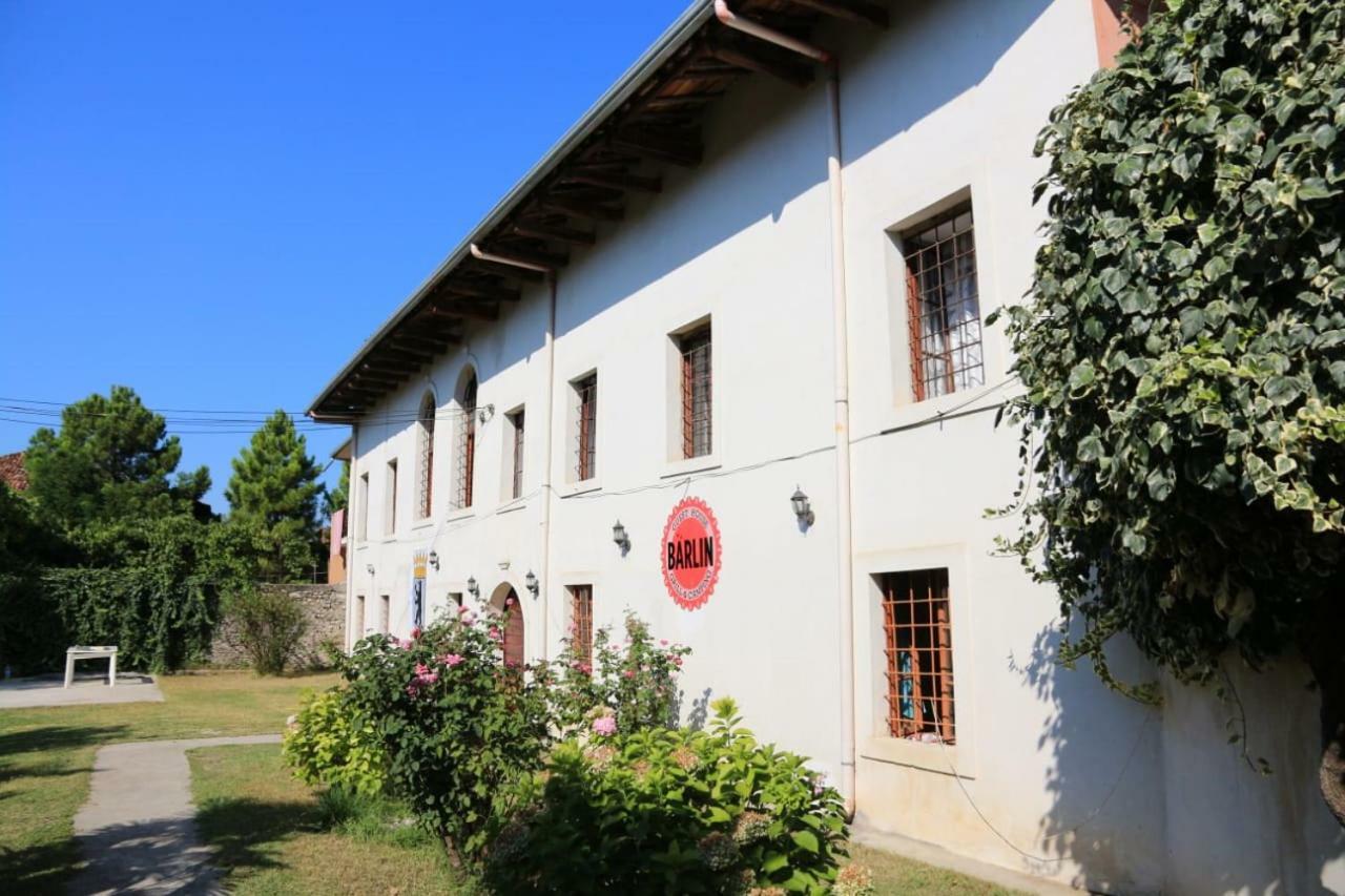 Barlin Guesthouse Grill&Camping Shkodër Buitenkant foto