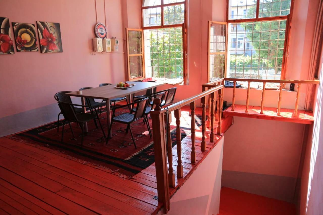 Barlin Guesthouse Grill&Camping Shkodër Buitenkant foto